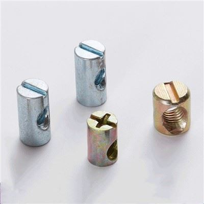 Kahe auguga risttüübel narivoodile